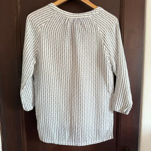 VELVET by Graham & Spencer | White Gauze Striped Split neck Boho Top | Small - Picture 5 of 7